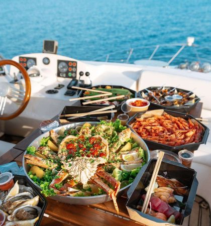 yacht catering services dubai